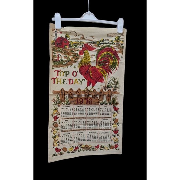 Vintage 1976 "Top O The Day" Rooster Calendar Tea Towel Wall hanging  Farmhouse - Picture 2 of 5